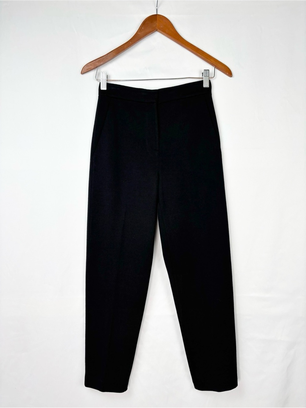 St‎ John Knit Trouser Black Taper Size 0 Wool Blend Taper Leg